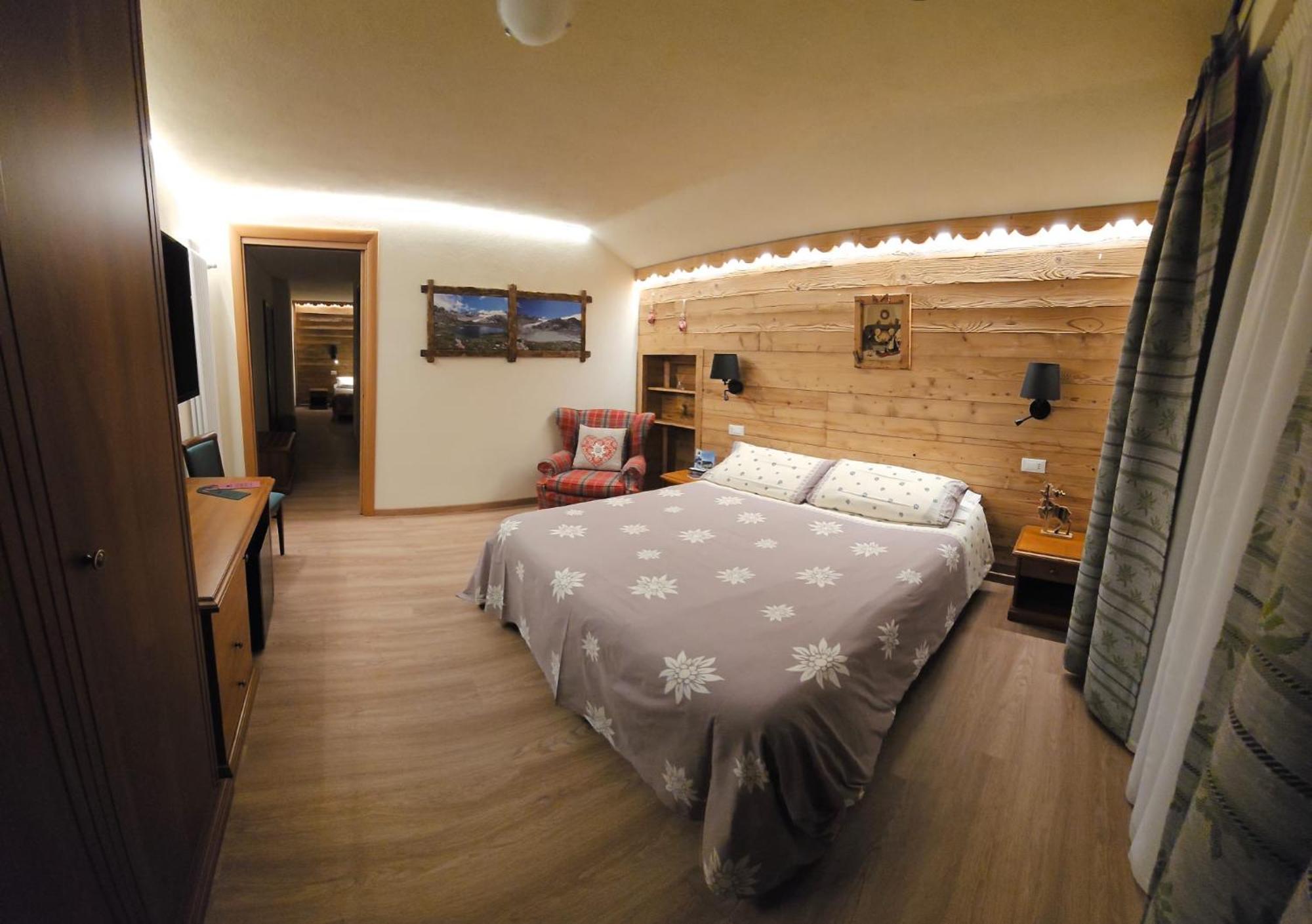 Hotel Edelweiss Пре-Сен-Дідьє Екстер'єр фото