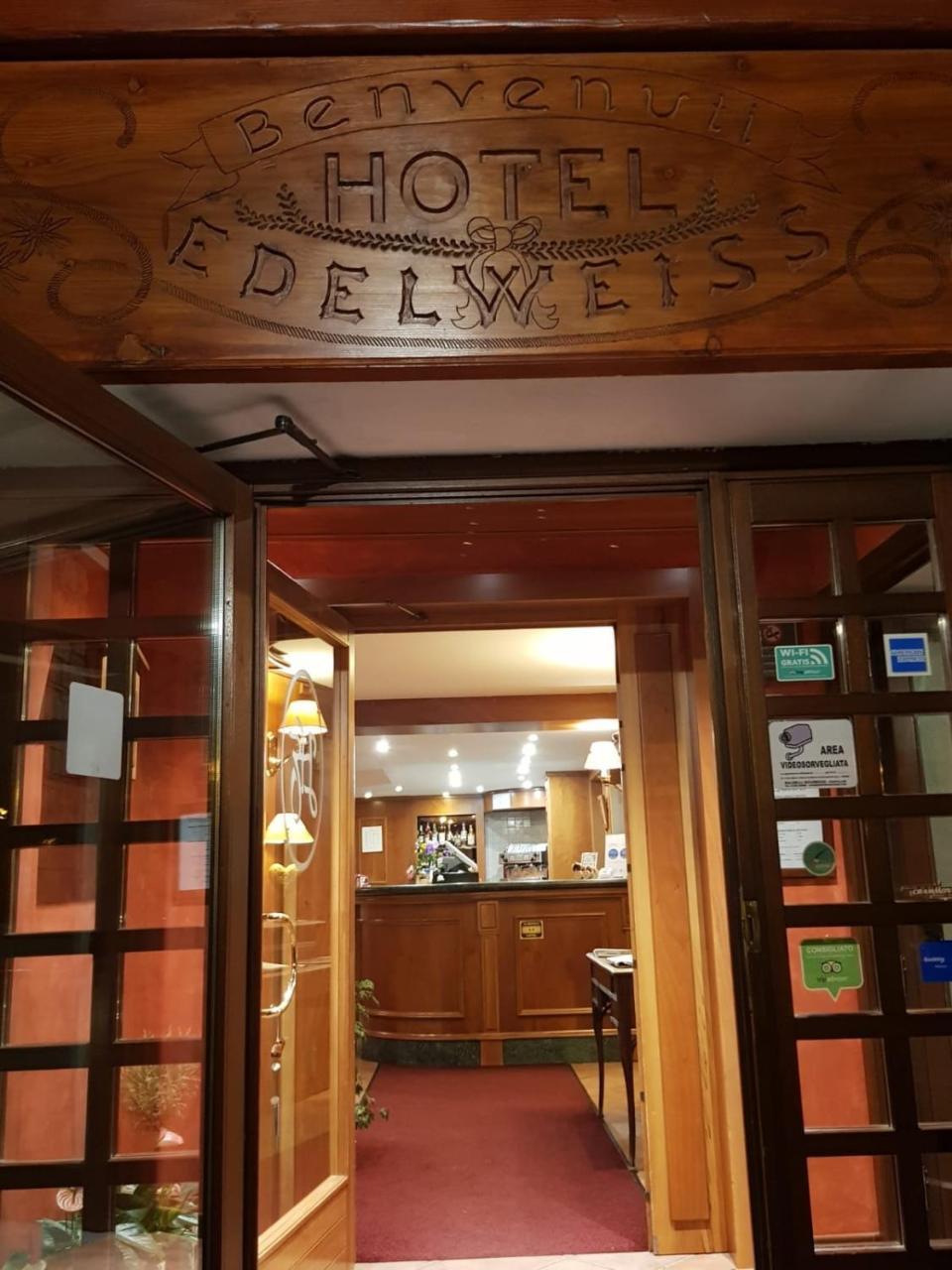 Hotel Edelweiss Пре-Сен-Дідьє Екстер'єр фото
